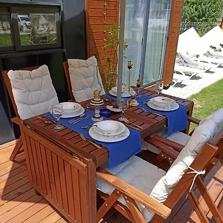 Villa Lemon Tiny House *