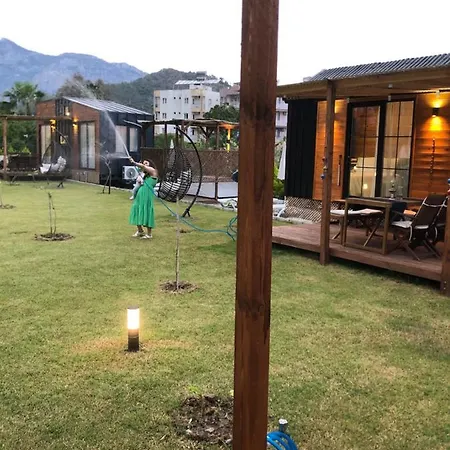 فيلة Lemon Tiny House